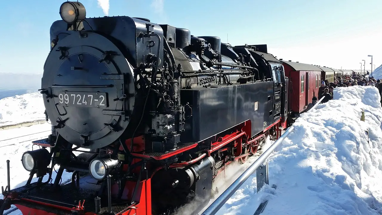 Stadler tests hydrogen trains for Italy on narrow-gauge track in Switzerland - RailAdvent